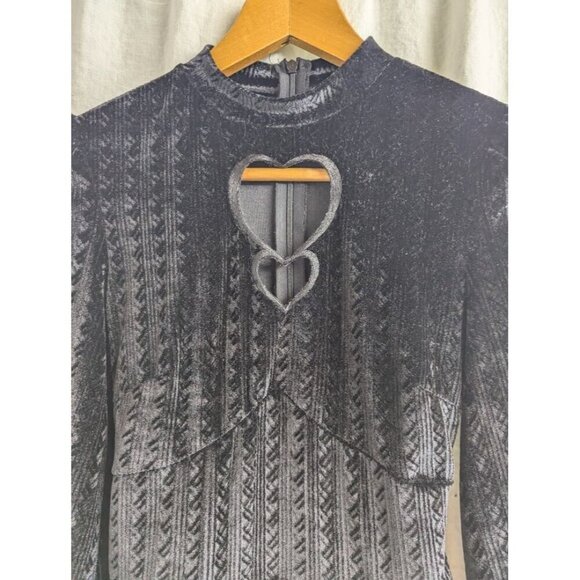 no brand women's sz Medium black velvet heart shaped peep chest mini dress E9 - Picture 2 of 9